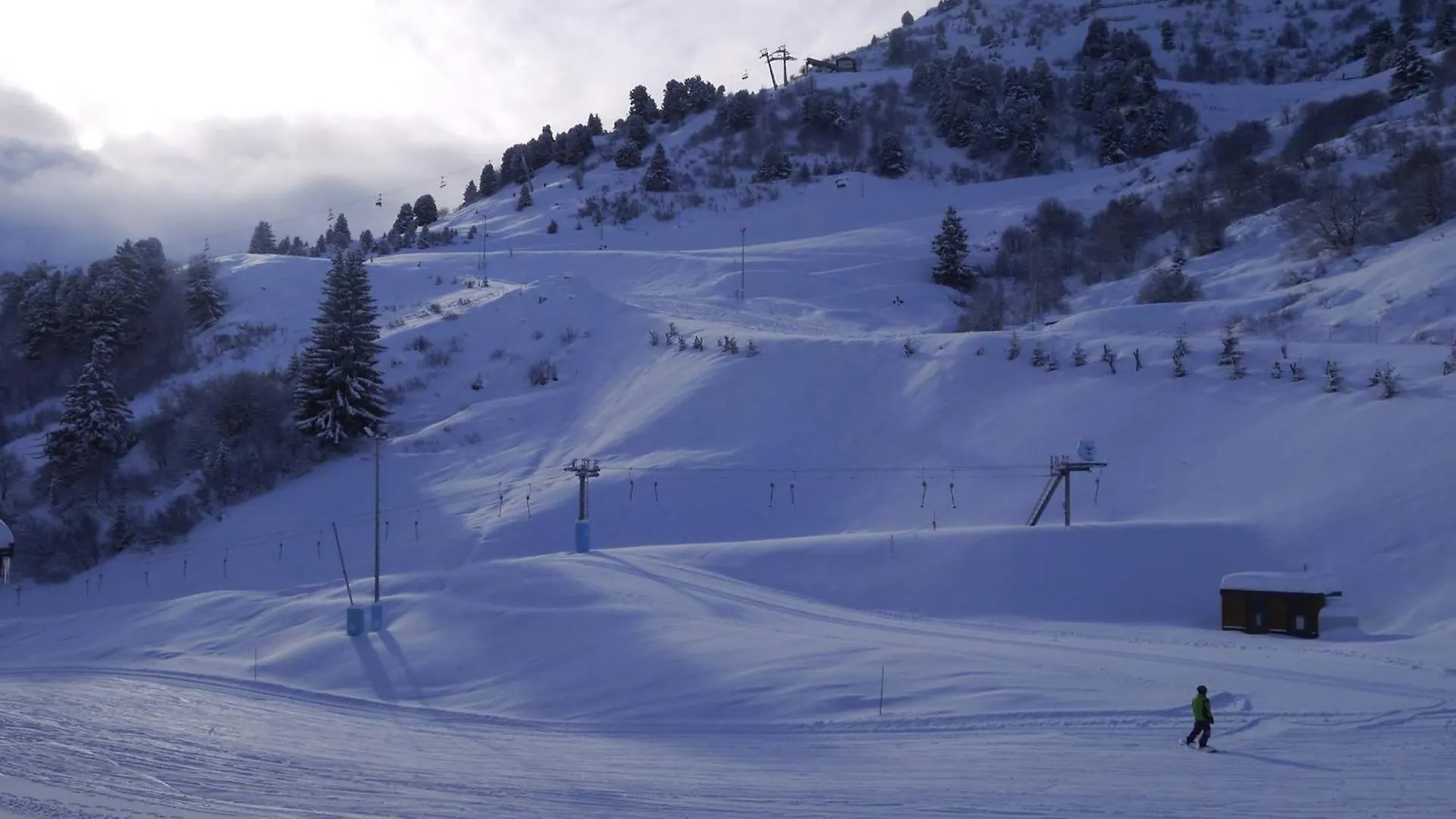 Apartment Charmant Appartement A Meribel Avec Balcon Et Acces Direct Aux Pistes - Fr-1-355-36